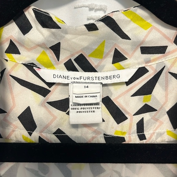 Diane Von Furstenberg Vintage Dress - Picture 7 of 7